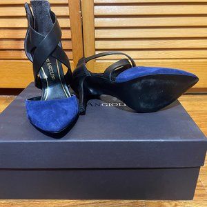 Enzo Angiolini Size 4.5 Runs big (Size 5)